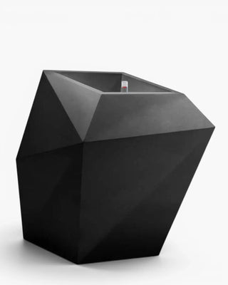 Vondom Faz Maceteros medium vase in polyethylene