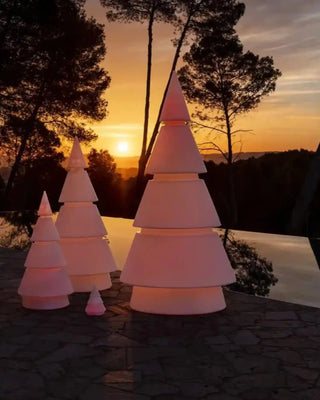 Vondom Forest Christmas LED tree in Ice White 2101 polyethylene