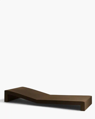 Vondom Jut sun lounger in polyethylene