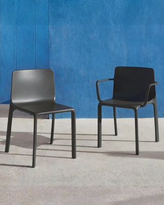 Vondom Kes chair with arms in polypropylene