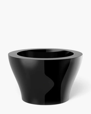 Vondom Maceta Centro Alto Planter vase in polyethylene