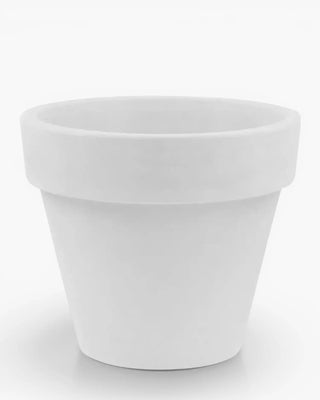 Vondom Maceta Planter vase in polyethylene