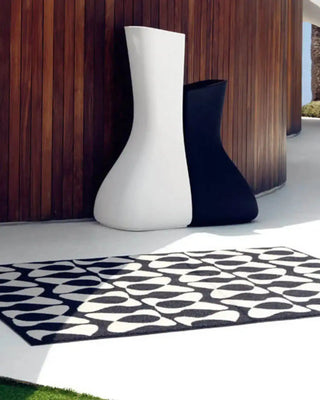Vondom Noma Mellizas vase in polyethylene