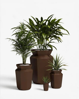 Vondom Origami Hasu planter in polyethylene