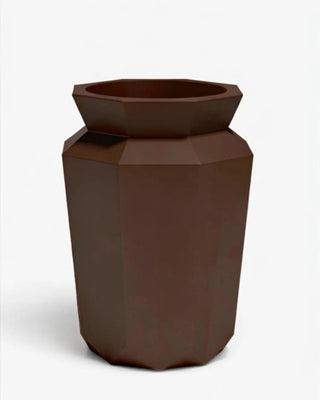 Vondom Origami Hasu planter in polyethylene