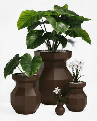 Vondom Origami Yuri planter in polyethylene