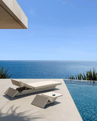 Vondom Rest sun chaise table in polyethylene