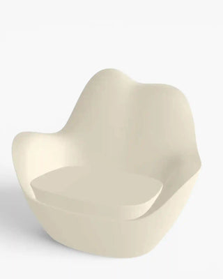 Vondom Sabinas lounge chair in polyethylene with upholstered cushion