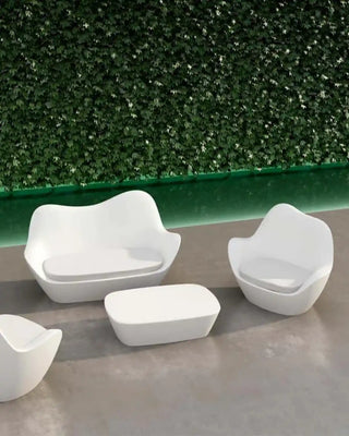 Vondom Sabinas coffee table in polyethylene