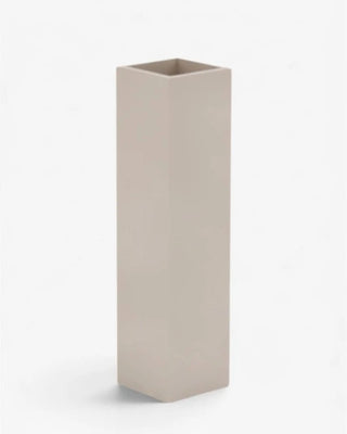 Vondom Cubo Torre Cuadrada Planter vase in polyethylene