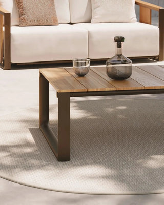 Vondom Tulum coffee table with powder-coated aluminium frame teak top
