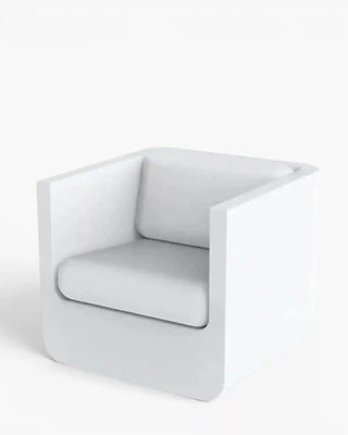 Vondom Ulm lounge chair in polyethylene with upholstered cushions