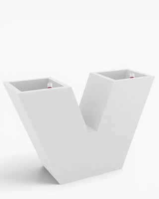 Vondom Uve Planter vase in polyethylene