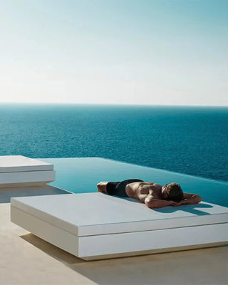 Vondom Vela daybed in polyethylene with upholstered cushion
