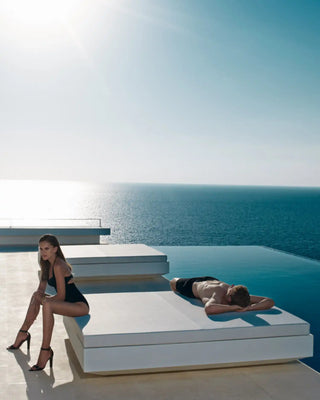 Vondom Vela daybed in polyethylene with upholstered cushion