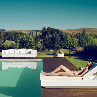 Vondom Vela sunlounger polyethylene by Ramón Esteve - Buy now on ShopDecor - Discover the best products by VONDOM design