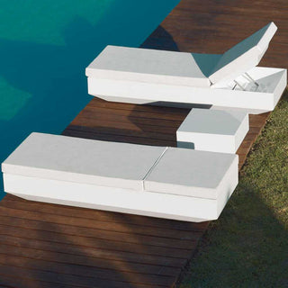 Vondom Vela sunlounger polyethylene by Ramón Esteve - Buy now on ShopDecor - Discover the best products by VONDOM design