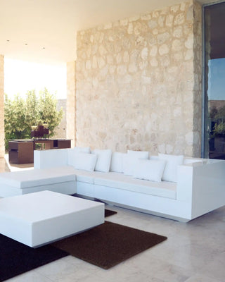 Vondom Vela sofa central armless module in polyethylene with upholstered cushions