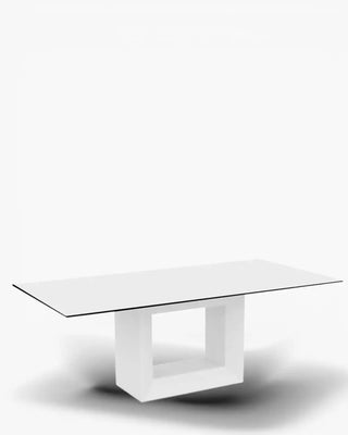 Vondom Vela dining table in polyethylene with HPL Top