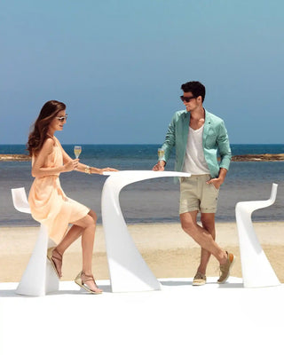 Vondom Wing high table 100 cm in polyethylene