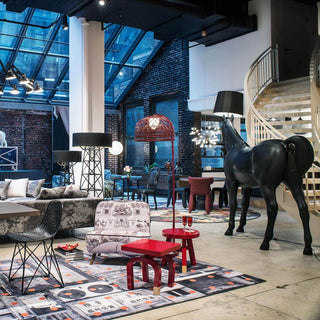 Moooi Common Comrades Emperor red wooden stool - Buy now on ShopDecor - Discover the best products by MOOOI design