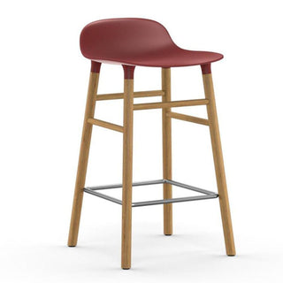 Normann Copenhagen Form oak bar stool with polypropylene seat h. 65 cm. Normann Copenhagen Form Red - Buy now on ShopDecor - Discover the best products by NORMANN COPENHAGEN design