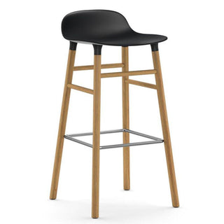 Normann Copenhagen Form oak bar stool with polypropylene seat h. 75 cm. Normann Copenhagen Form Black - Buy now on ShopDecor - Discover the best products by NORMANN COPENHAGEN design