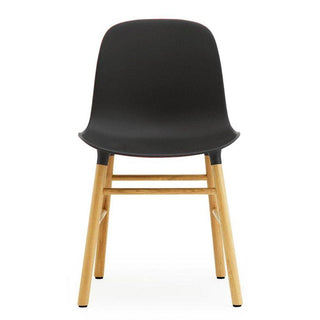 Normann Copenhagen Form polypropylene chair with oak legs - Buy now on ShopDecor - Discover the best products by NORMANN COPENHAGEN design