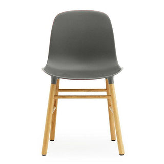 Normann Copenhagen Form polypropylene chair with oak legs - Buy now on ShopDecor - Discover the best products by NORMANN COPENHAGEN design