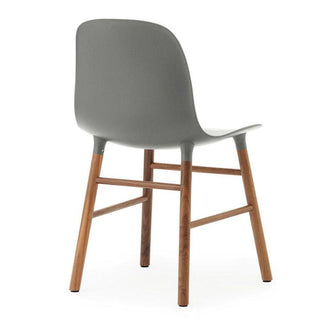 Normann Copenhagen Form polypropylene chair with walnut legs - Buy now on ShopDecor - Discover the best products by NORMANN COPENHAGEN design