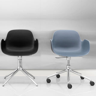 Normann Copenhagen Form polypropylene swivel armchair with 4 aluminium legs - Buy now on ShopDecor - Discover the best products by NORMANN COPENHAGEN design