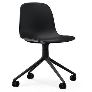 Normann Copenhagen Form polypropylene swivel chair with 4 wheels, black aluminium legs Normann Copenhagen Form Black - Buy now on ShopDecor - Discover the best products by NORMANN COPENHAGEN design