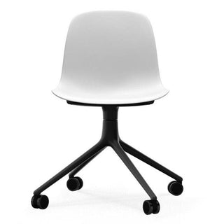 Normann Copenhagen Form polypropylene swivel chair with 4 wheels, black aluminium legs - Buy now on ShopDecor - Discover the best products by NORMANN COPENHAGEN design