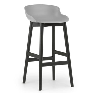 Normann Copenhagen Hyg black oak bar stool with polypropylene seat h. 75 cm. Normann Copenhagen Hyg Grey - Buy now on ShopDecor - Discover the best products by NORMANN COPENHAGEN design