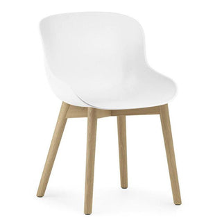 Normann Copenhagen Hyg polypropylene chair with oak legs Normann Copenhagen Hyg White - Buy now on ShopDecor - Discover the best products by NORMANN COPENHAGEN design