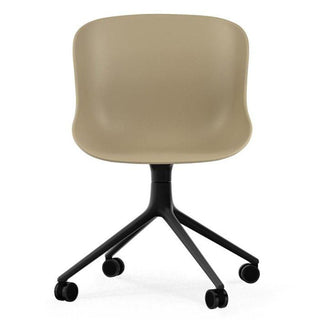 Normann Copenhagen Hyg polypropylene swivel chair with 4 wheels, black aluminium legs - Buy now on ShopDecor - Discover the best products by NORMANN COPENHAGEN design