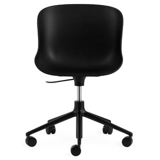 Normann Copenhagen Hyg polypropylene swivel chair with 5 wheels, black aluminium legs and gas lift - Buy now on ShopDecor - Discover the best products by NORMANN COPENHAGEN design